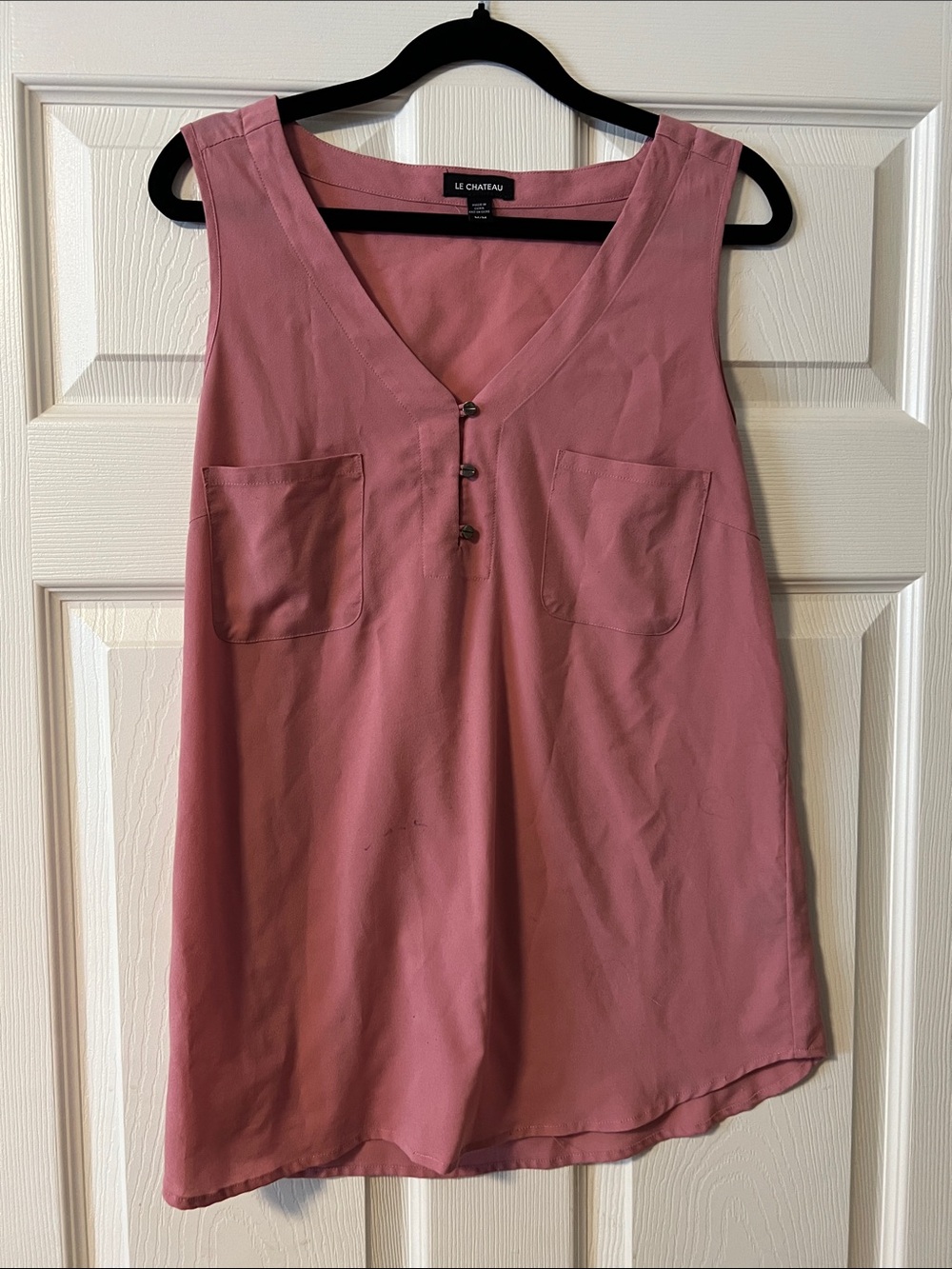 le chateau Dusty Rose V-Neck Sleeveless blouse
